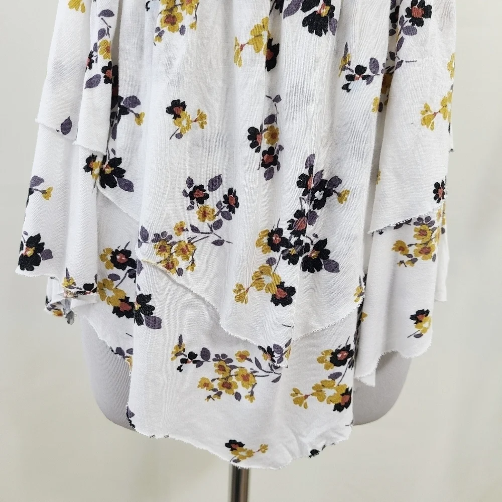Free People short sleeve floral peasant top white yellow black size small